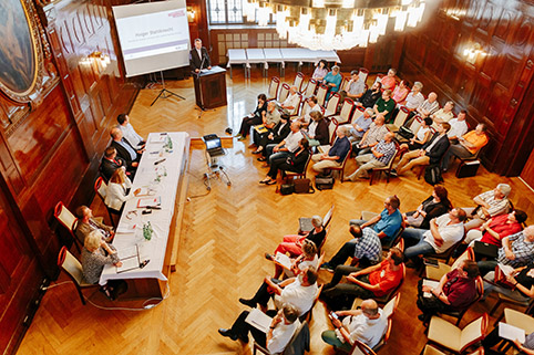 Regionaldialog im Friedenssaal des Rathauses Zeitz