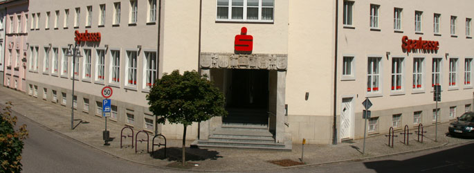 Blick auf eine der Geschäftsstellen der Sparkasse Altmark West