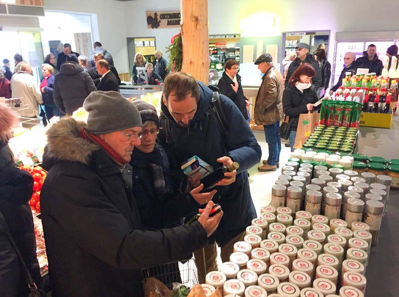 Bürger aus Veckenstedt erkunden den neuen Dorfladen