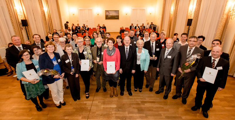 Preisträger und Jury-Mitglieder des Demografiepreises 2014