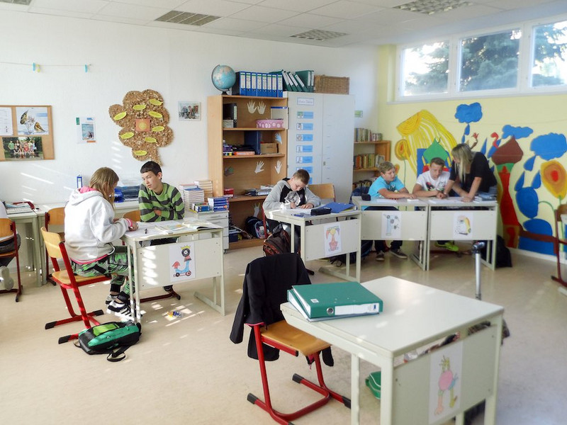 Klassenraum mit Schülern der Christophorusschule